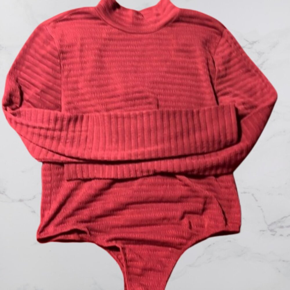 True craft juniors burgundy keyhole Body suit